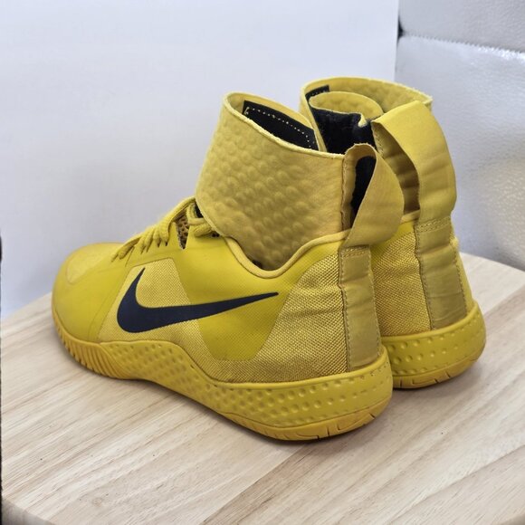 RARE Nike Flare Yellow Serena Williams Tennis Shoes Women's Size 7 EUC - Picture 7 of 8